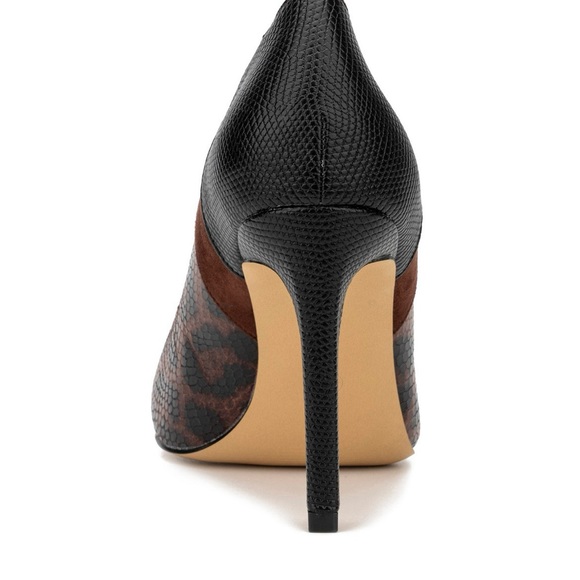 New York & Company - Picture 2 of 7